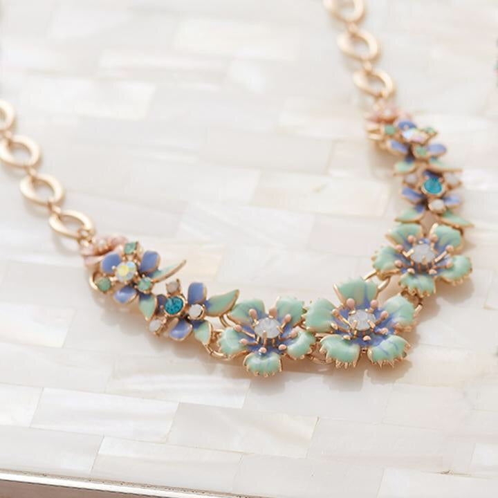 Necklace (5911347986592)